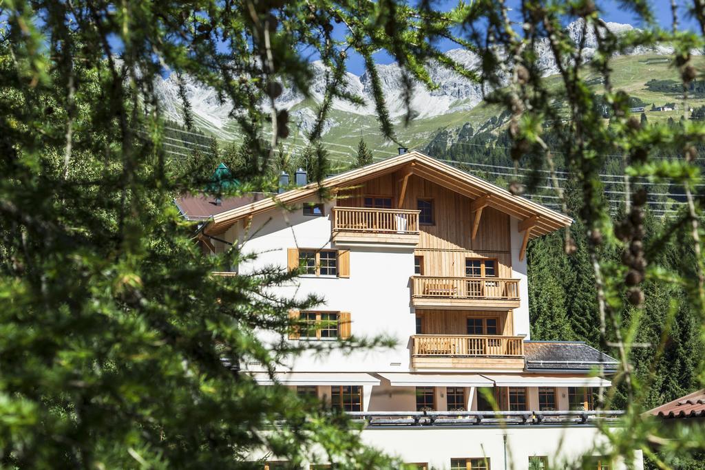 Der Waldhof Hotel Sankt Anton am Arlberg Buitenkant foto